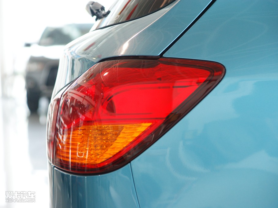 2010��ASX����(�M��) 2.0L �����а�