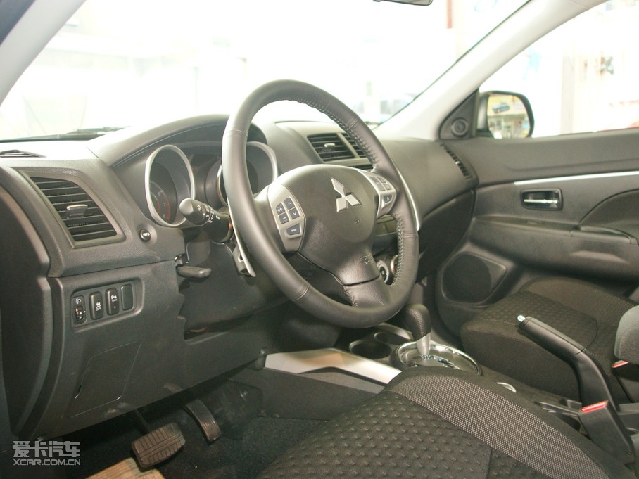 2010ASX(M) 2.0L а
