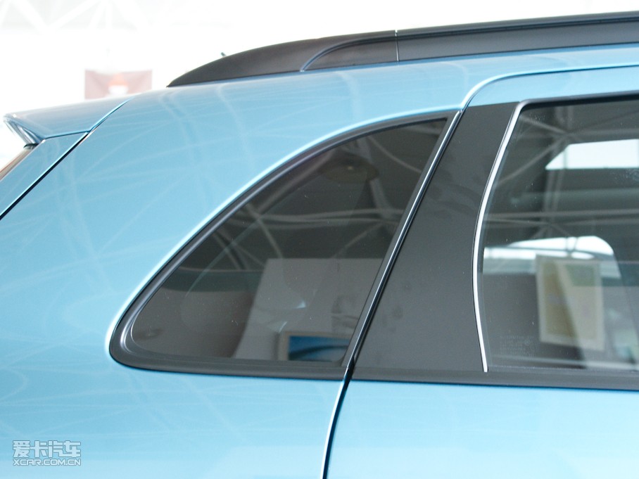 2010A(y)SX(M(jn)) 2.0L (q)а