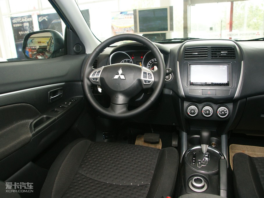 2010A(y)SX(M(jn)) 2.0L (q)а