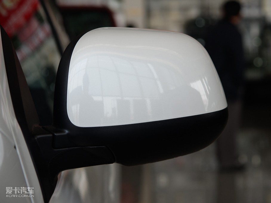 2010A(y)SX(M(jn)) 2.0L (q)ݰ