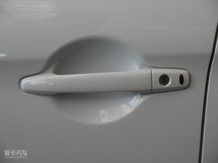 2010A(y)SX(M(jn)) 2.0L (q)ݰ