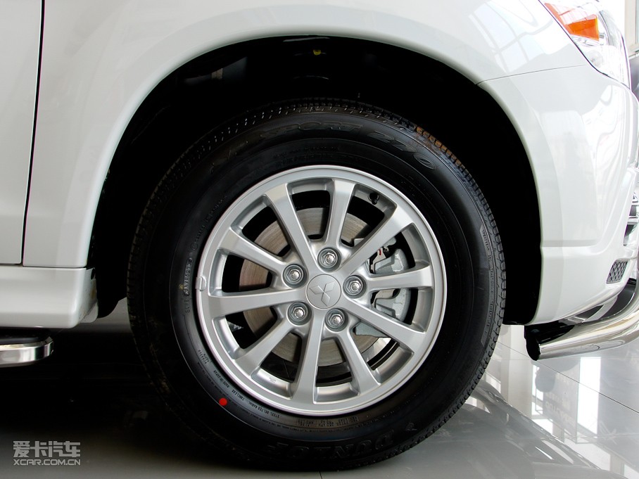 2010A(y)SX(M) 2.0L (q)ݰ