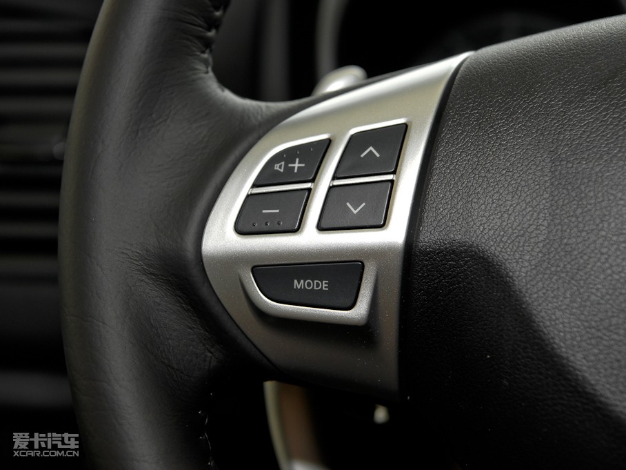 2010��ASX����(�M��) 2.0L ������ݰ�