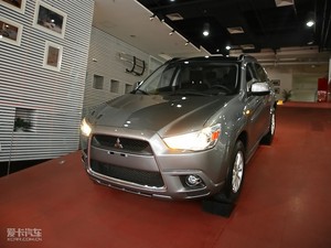2010款2.0L 四驱劲酷版 整体外观