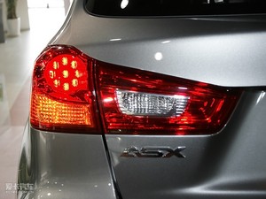 2010款2.0L 四驱劲酷版 细节外观