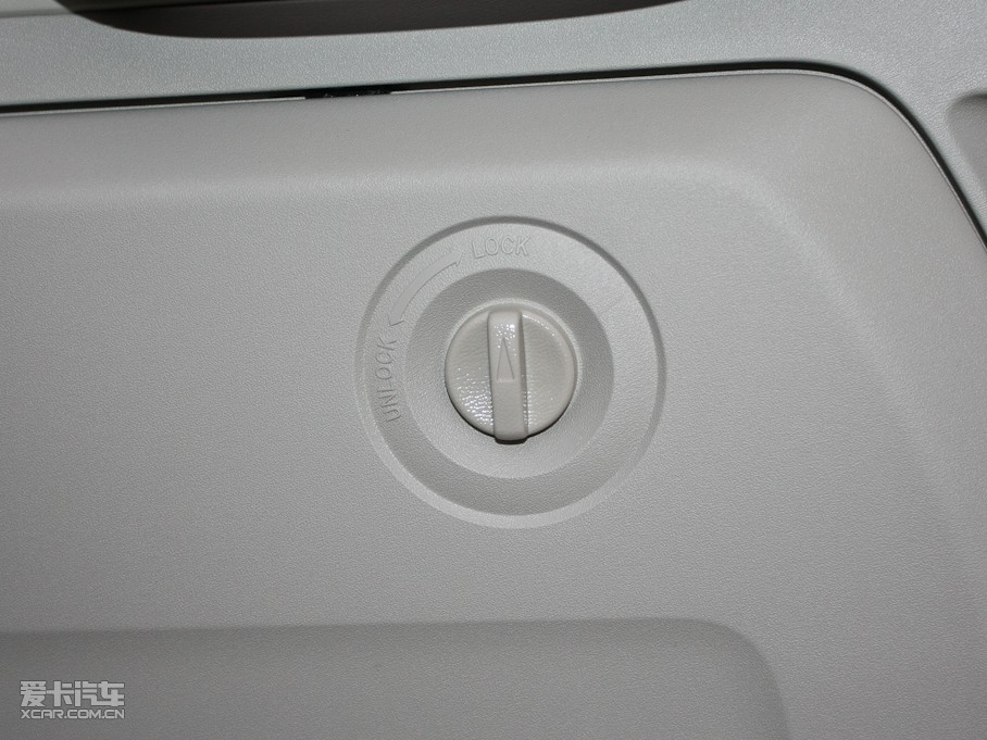 2011_(M(jn)) 3.0L Ԅ(dng)ӢԽ