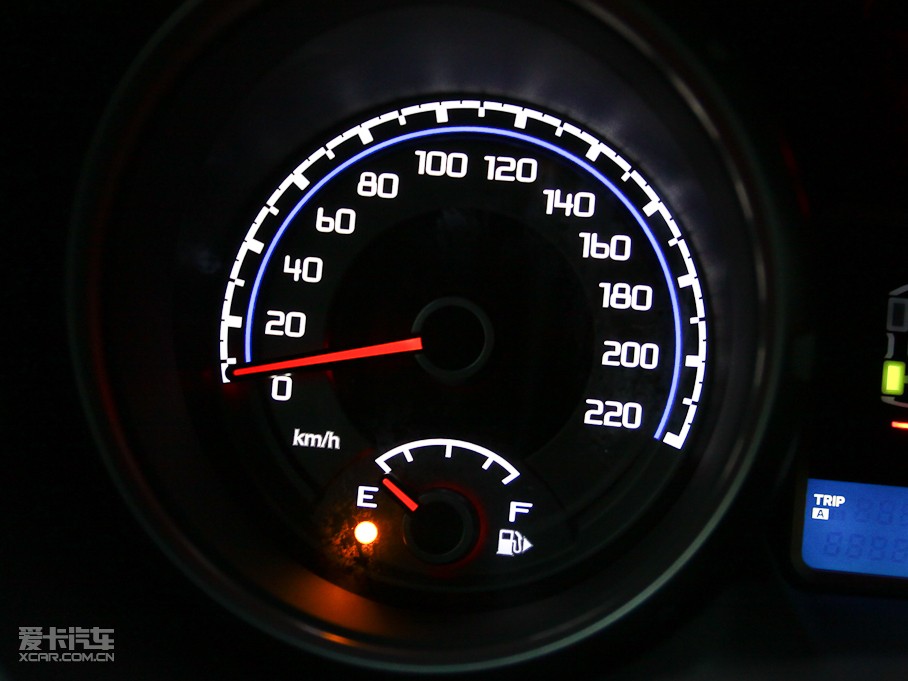 2011_(M) 3.0L ԄӾӢԽ