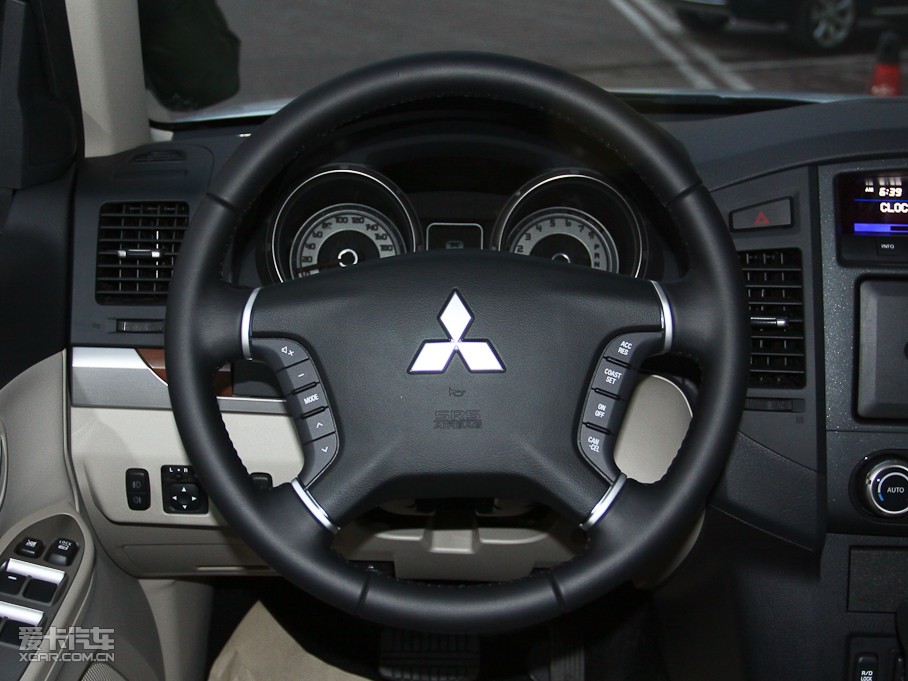 2011_(M) 3.0L ԄӾӢԽ