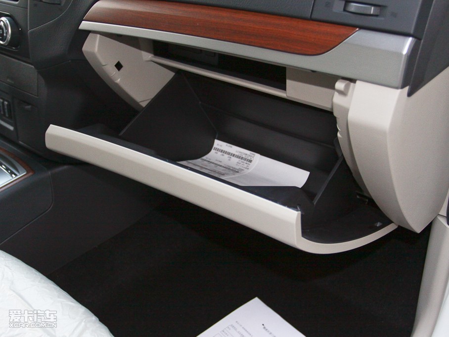 2011_(M(jn)) 3.0L Ԅ(dng)ӢԽ