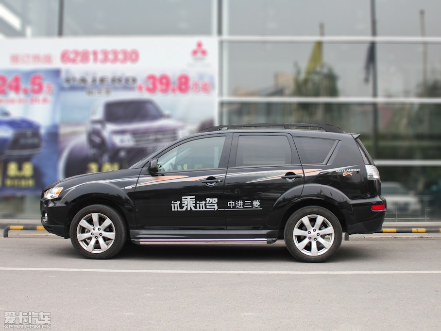 2011W{(ln)£M(jn)ڣ 2.4L CVTr(sh)а