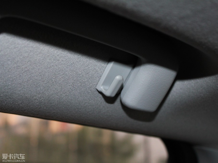 2011W{(ln)£M(jn)ڣ 2.4L CVTr(sh)а