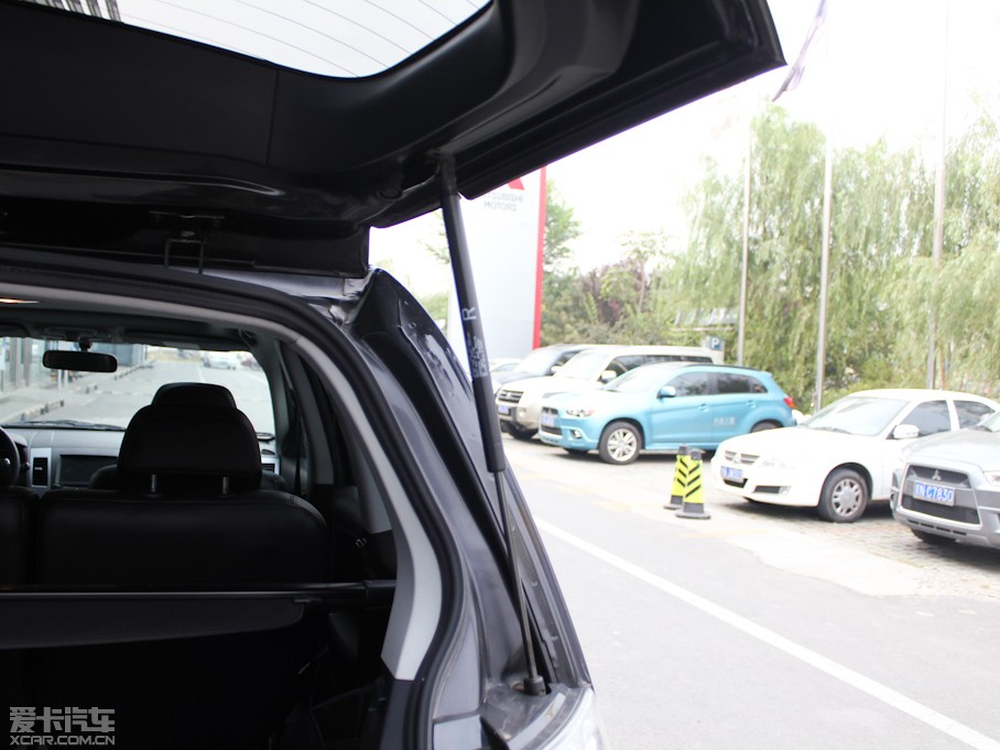 2011W{£Mڣ 2.4L CVTrа