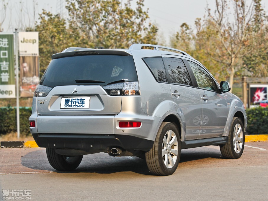 2011W{£Mڣ 2.0L CVTа