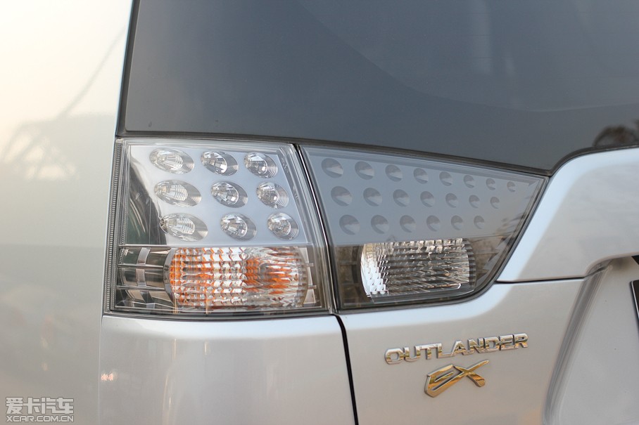 2011W{£Mڣ 2.0L CVTа