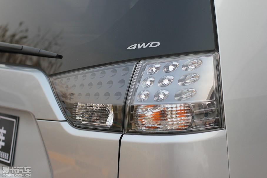 2011W{£Mڣ 2.0L CVTа