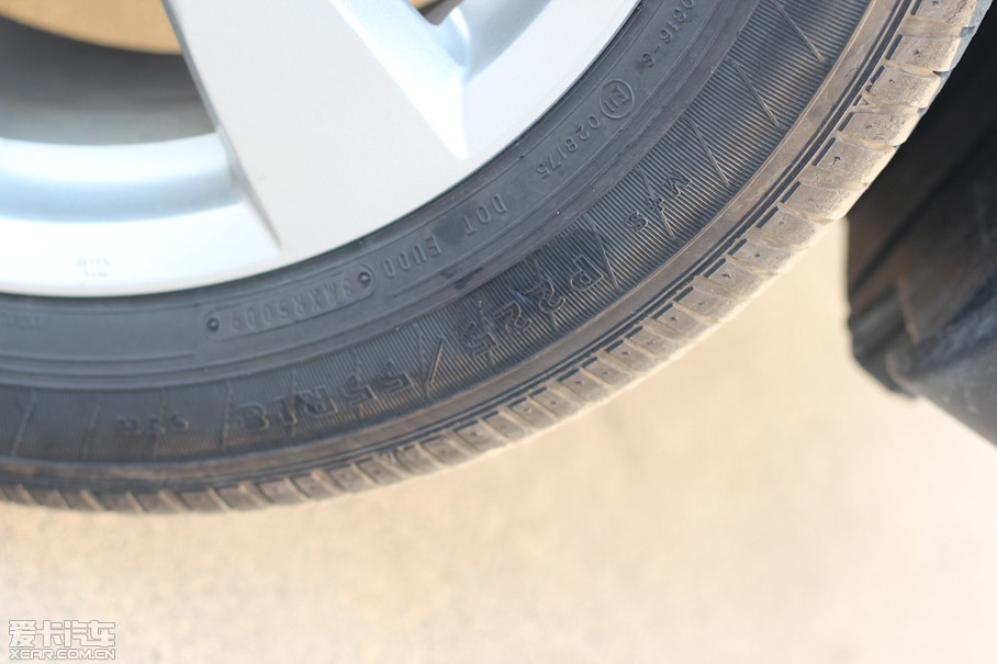 2011W{£Mڣ 2.0L CVTа