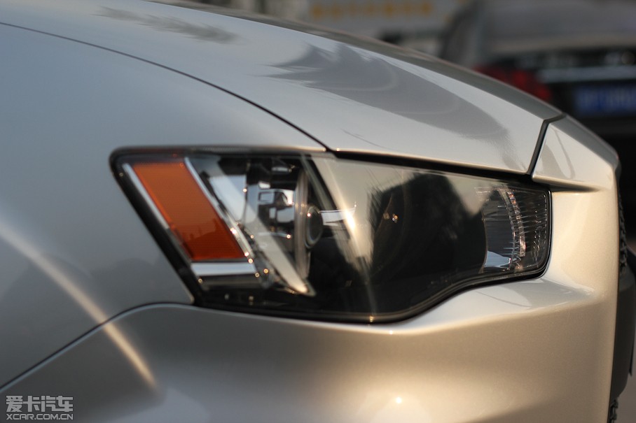 2011W{(ln)£M(jn)ڣ 2.0L CVTа