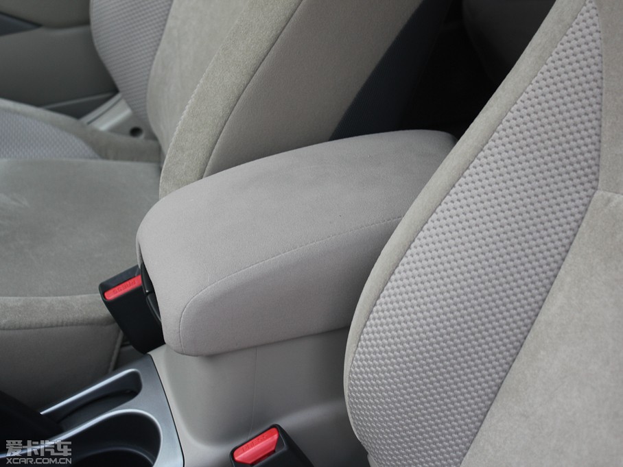 2011W{£Mڣ 2.0L CVTа