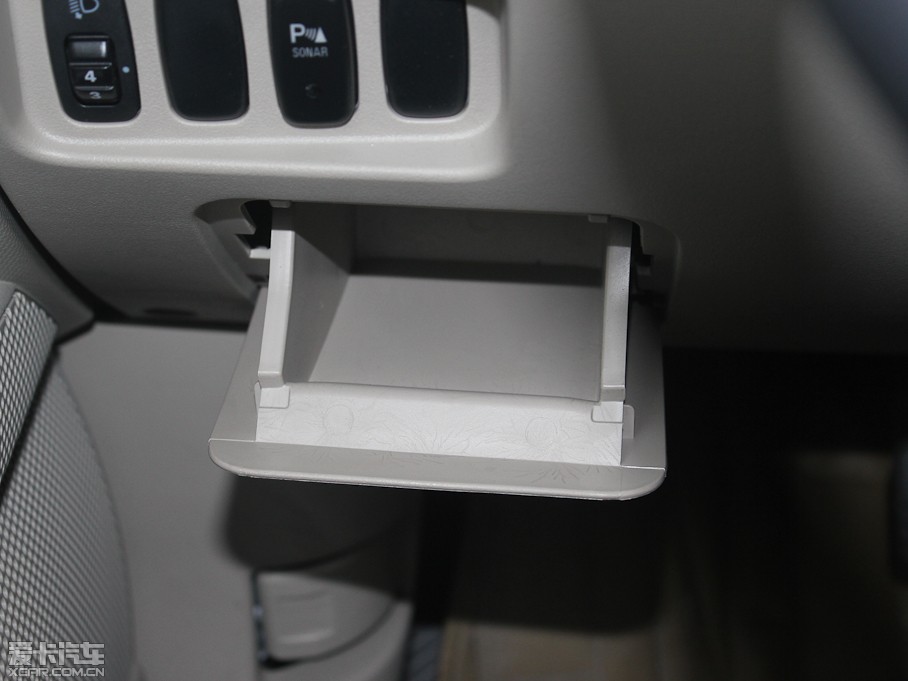 2011W{(ln)£M(jn)ڣ 2.0L CVTа