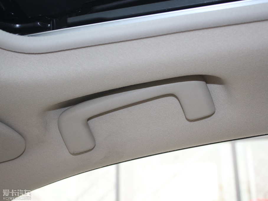 2011W{£Mڣ 2.0L CVTа