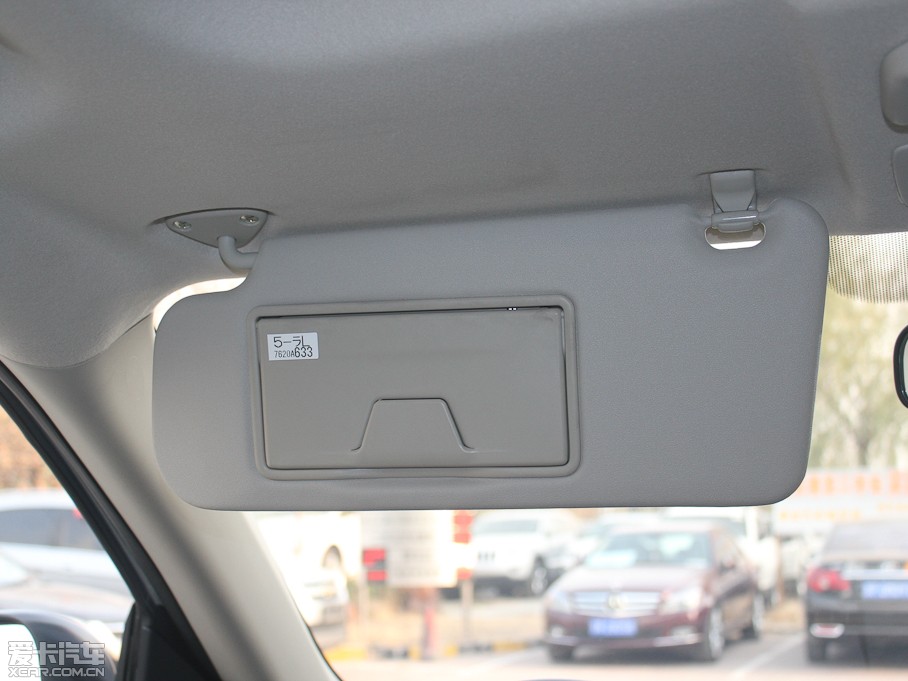 2011W{£Mڣ 2.0L CVTа