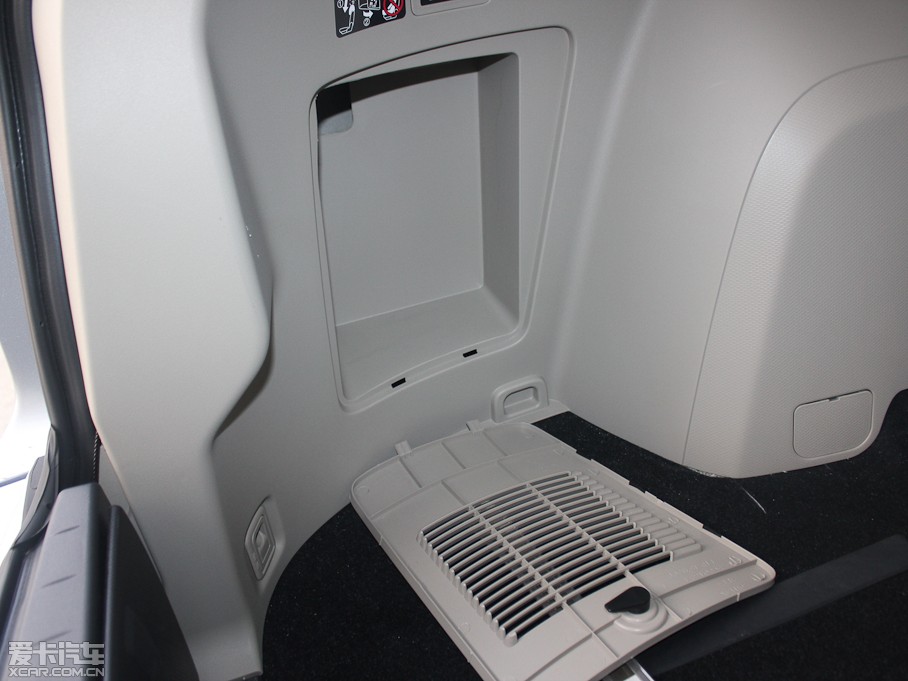 2011W{£Mڣ 2.0L CVTа