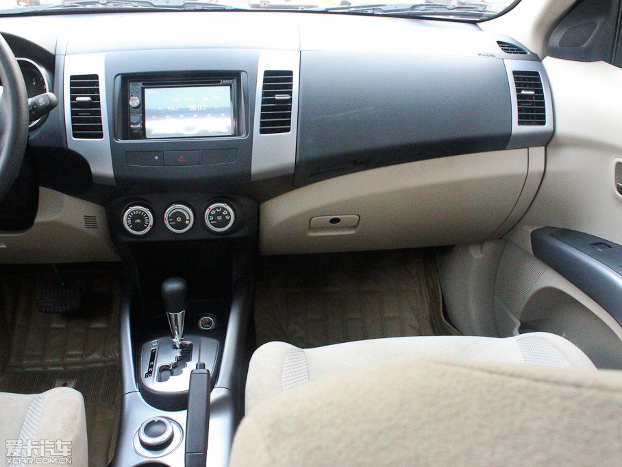 2011W{£Mڣ 2.0L CVTа