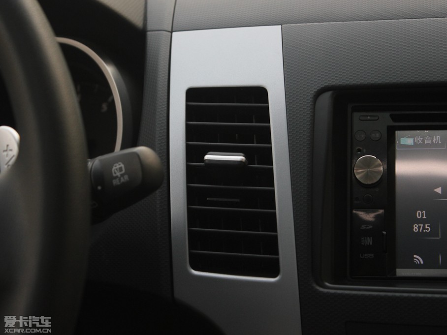 2011W{(ln)£M(jn)ڣ 2.0L CVTа