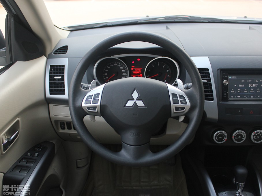 2011W{£Mڣ 2.0L CVTа