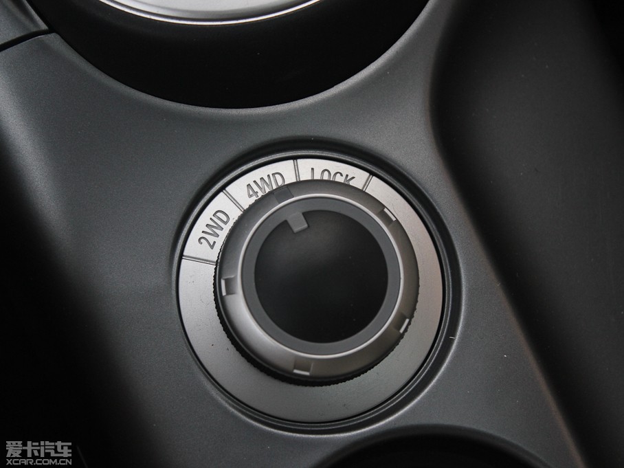 2011W{(ln)£M(jn)ڣ 2.0L CVTа