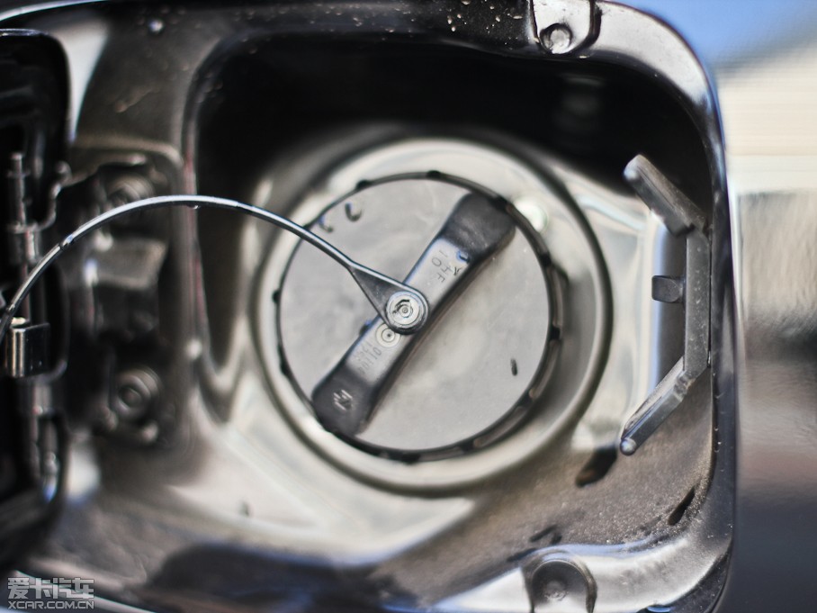 2011_ŕ(M(jn)) 3.0L A(do)