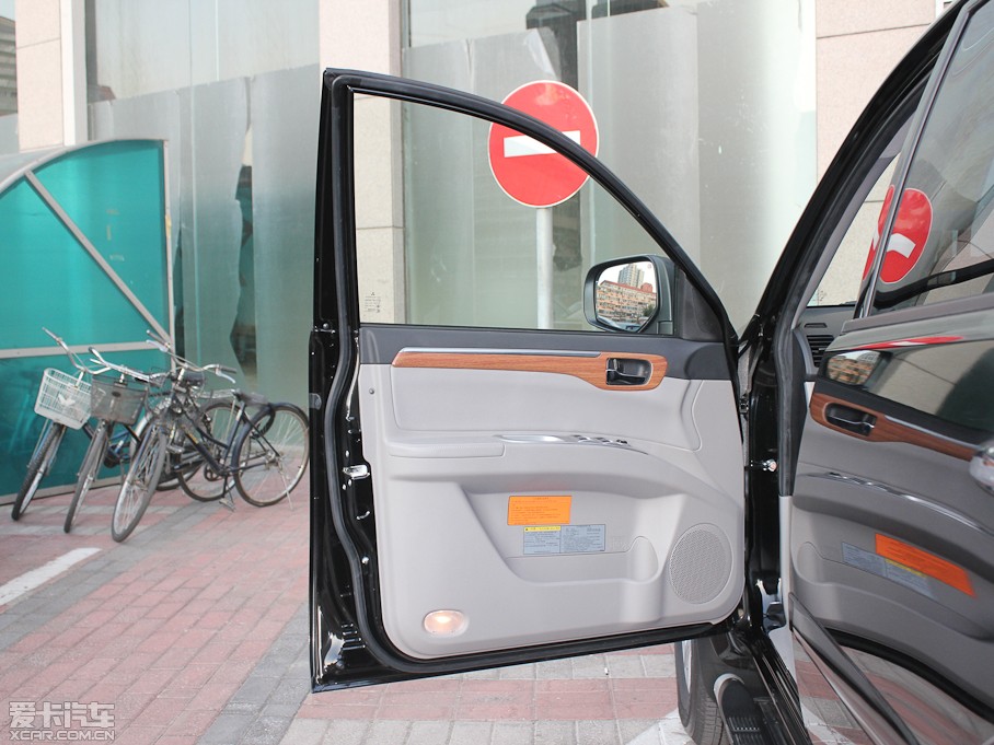 2011_ŕ(M(jn)) 3.0L A(do)