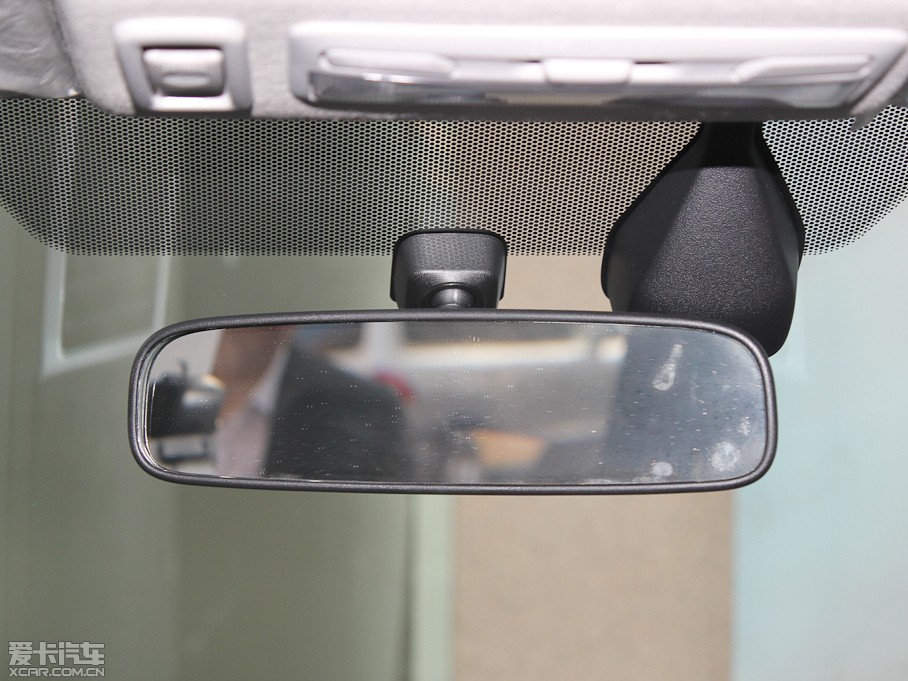 2011_ŕ(M(jn)) 3.0L A(do)