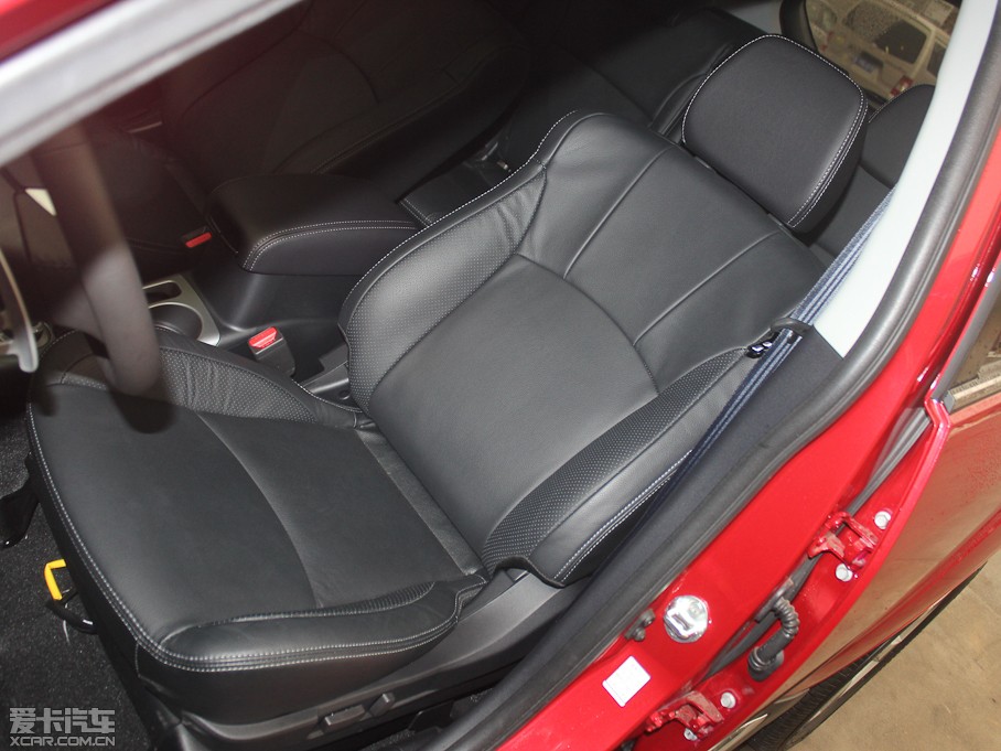 2012W{(ln)£M(jn)ڣ 2.4L CVTr(sh)Ќ(do)