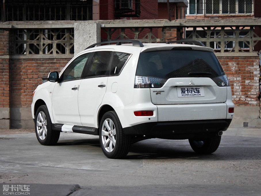 2012W{(ln)£M(jn)ڣ 2.0L CVTЌ(do)