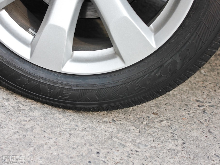 2012W{£Mڣ 2.0L CVTЌ