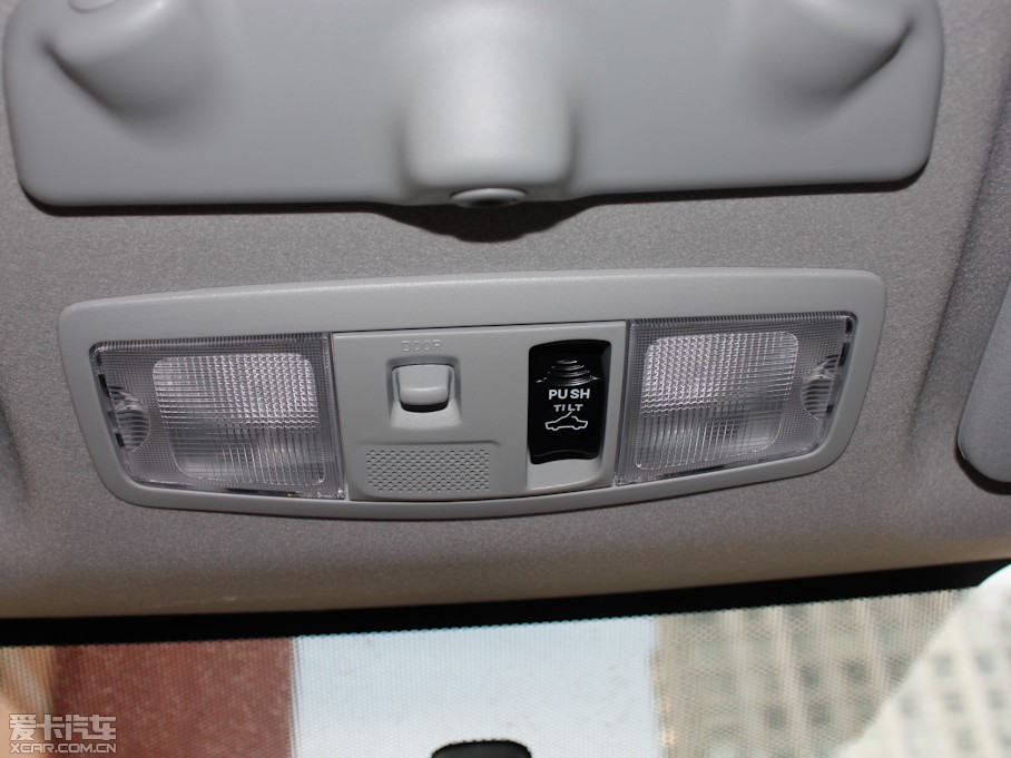 2012W{£Mڣ 2.0L CVTЌ