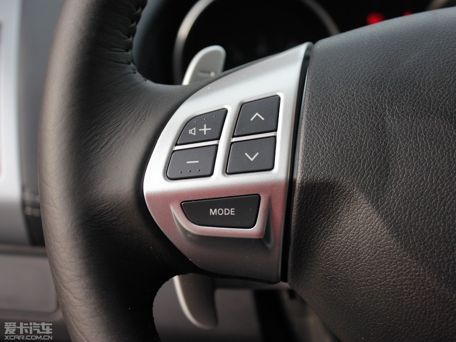 2012W{£Mڣ 2.0L CVTЌ