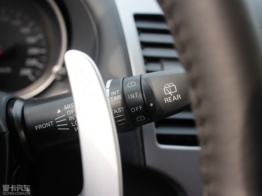 2012W{£Mڣ 2.0L CVTЌ