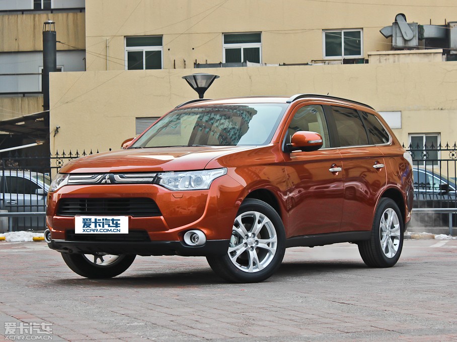 2013W{£Mڣ 2.4L 򌾫ӢGT 7