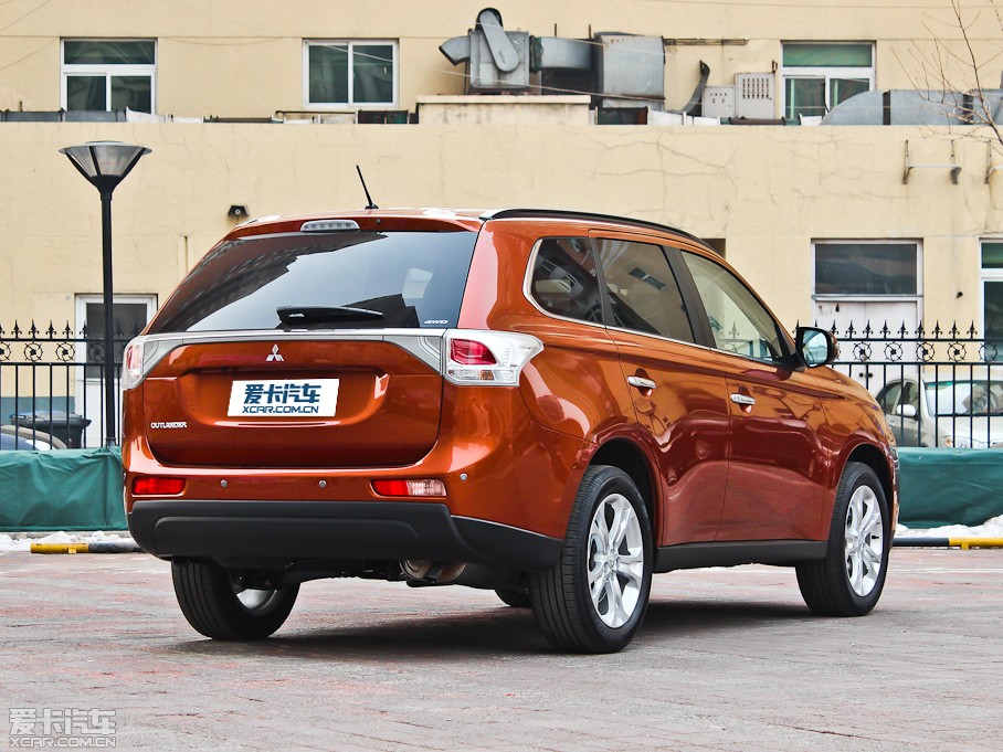 2013W{£Mڣ 2.4L 򌾫ӢGT 7