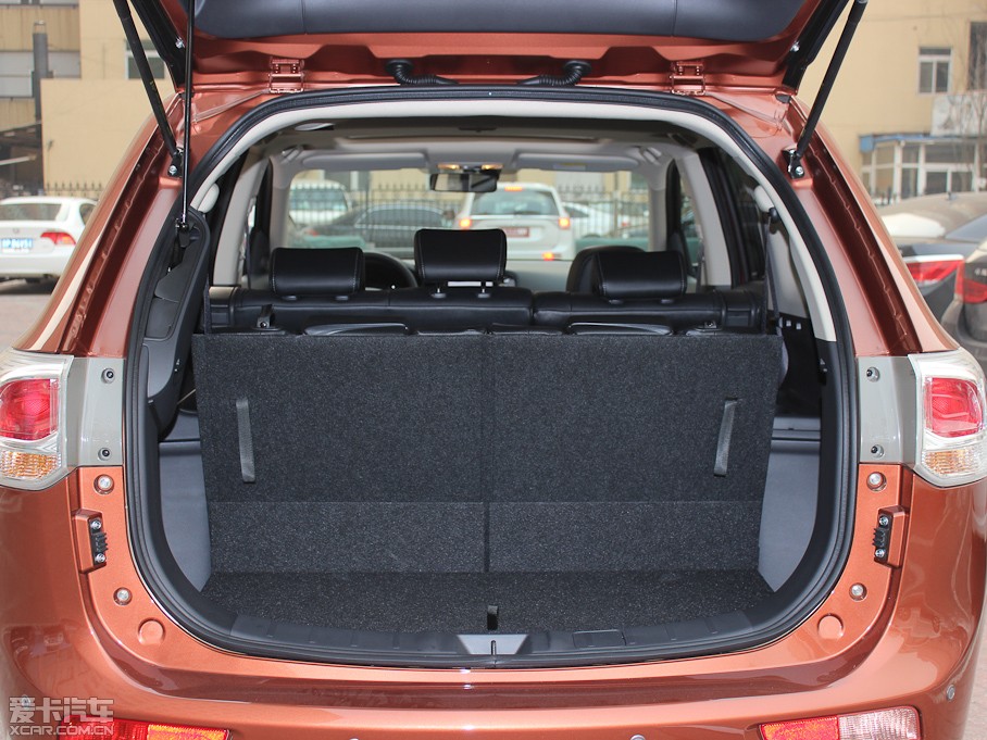 2013W{(ln)£M(jn)ڣ 2.4L (q)ӢGT 7