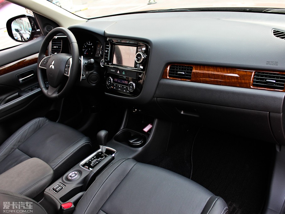 2013W{(ln)£M(jn)ڣ 2.4L (q)ӢGT 7