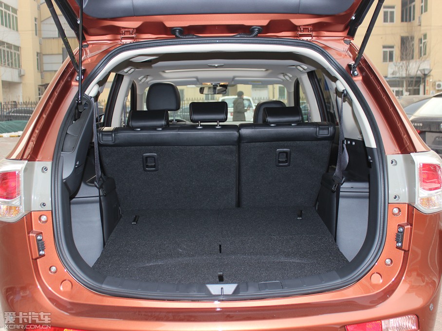 2013W{£Mڣ 2.4L 򌾫ӢGT 7