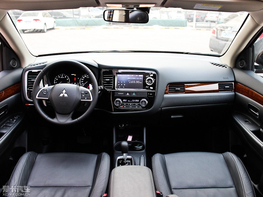 2013W{£Mڣ 2.4L (q)ӢGT 7