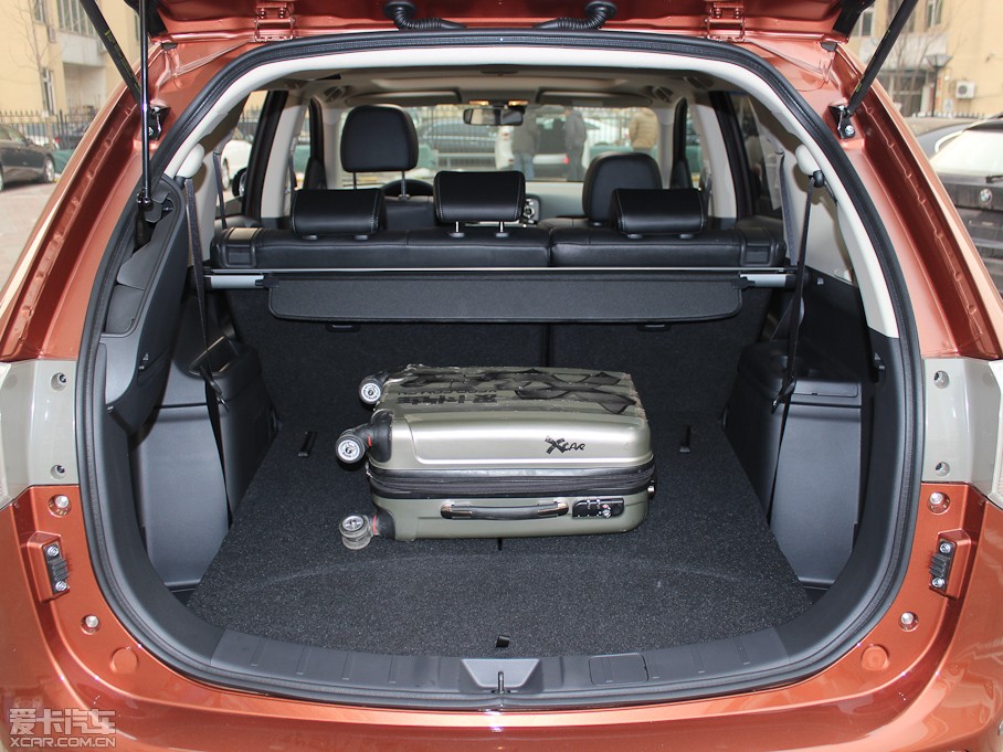 2013W{£Mڣ 2.4L 򌾫ӢGT 7