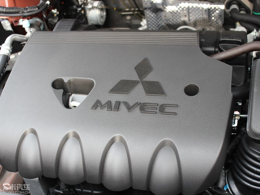 2013W{£Mڣ 2.4L 򌾫ӢGT 7