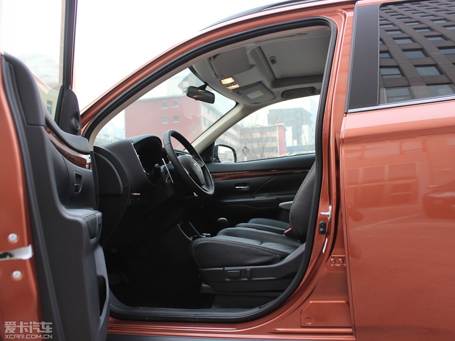 2013W{£Mڣ 2.4L 򌾫ӢGT 7