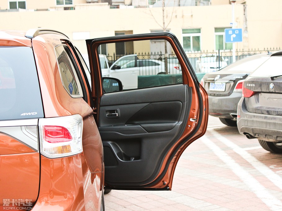 2013W{£Mڣ 2.4L 򌾫ӢGT 7